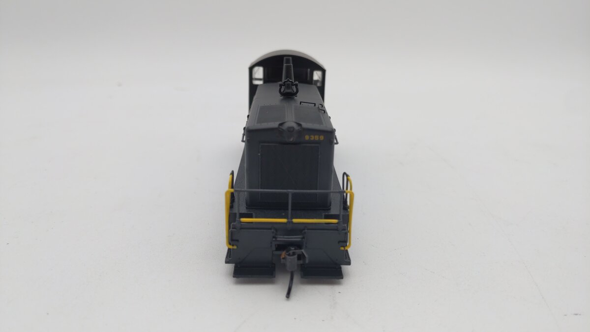 Broadway Limited 4732 HO PRR EMD SW7 Diesel Locomotive #9359 w/DCC/Sound