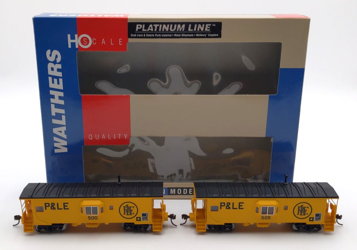 Walthers 932-27631 HO P&LE International Steel Bay Window Caboose (Set of 2)