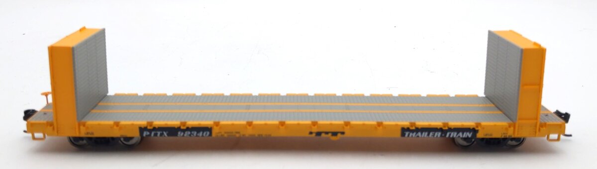 Walthers 910-5823 HO TTX Yellow RTR 60' Pullman-Standard Bulkhead Flatcar #92340