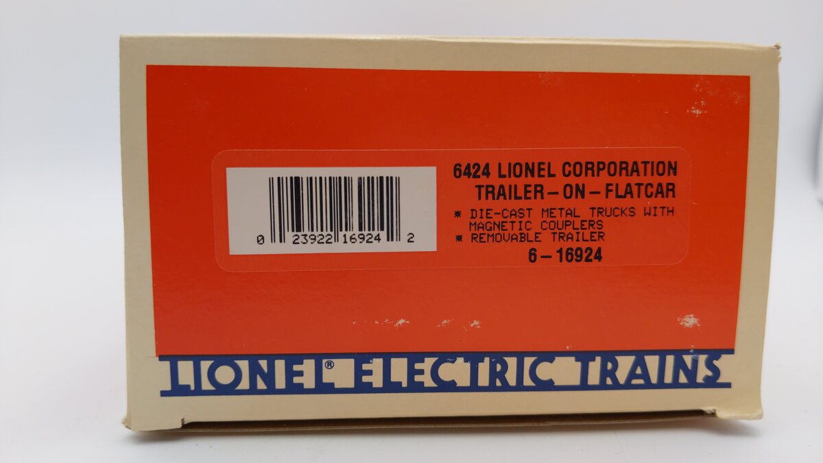 Lionel 6-16924 O Gauge Lionel Flatcar #6424 with Lionel Corporation Trailer LN/Box