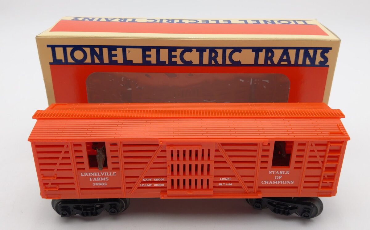 Lionel 6-16682 O Gauge Lionelville Farms Stock Car NIB