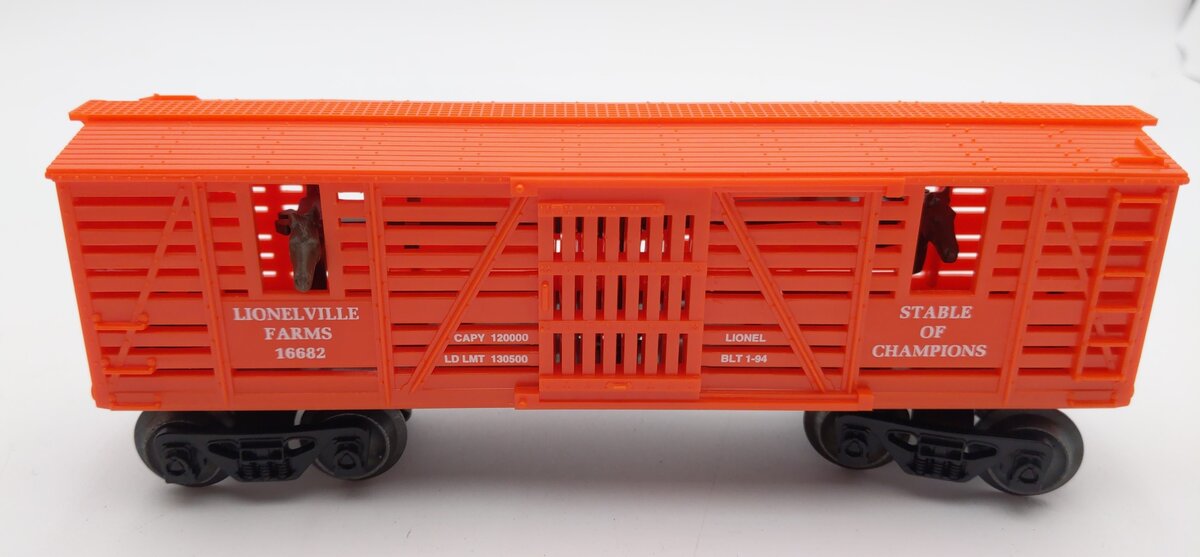 Lionel 6-16682 O Gauge Lionelville Farms Stock Car NIB