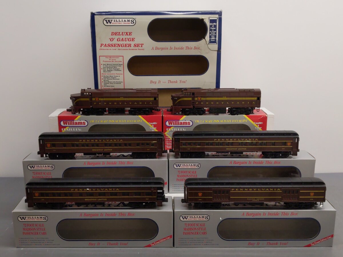 Williams SN105SM O Pennsylvania Sharknose AA Diesel & Passenger Set VG/Box