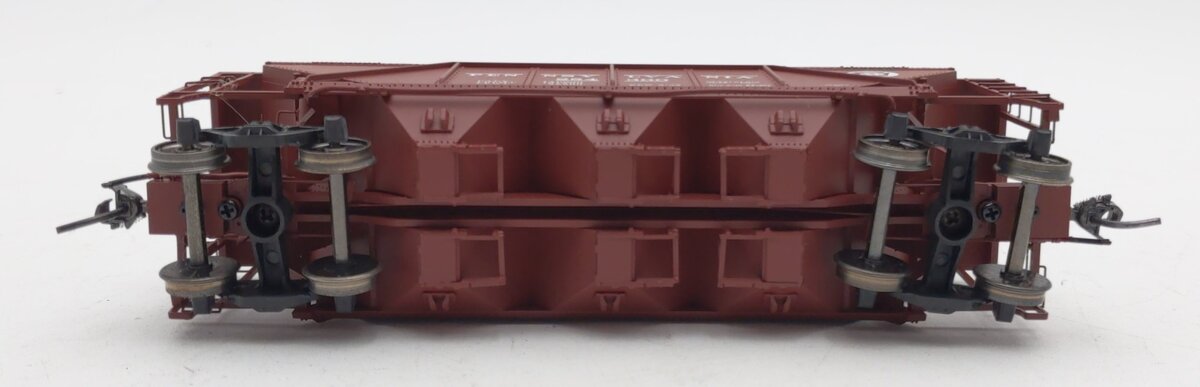 Bowser 40962 HO Pennsylvania Rail Road H30 Hopper Car #254300