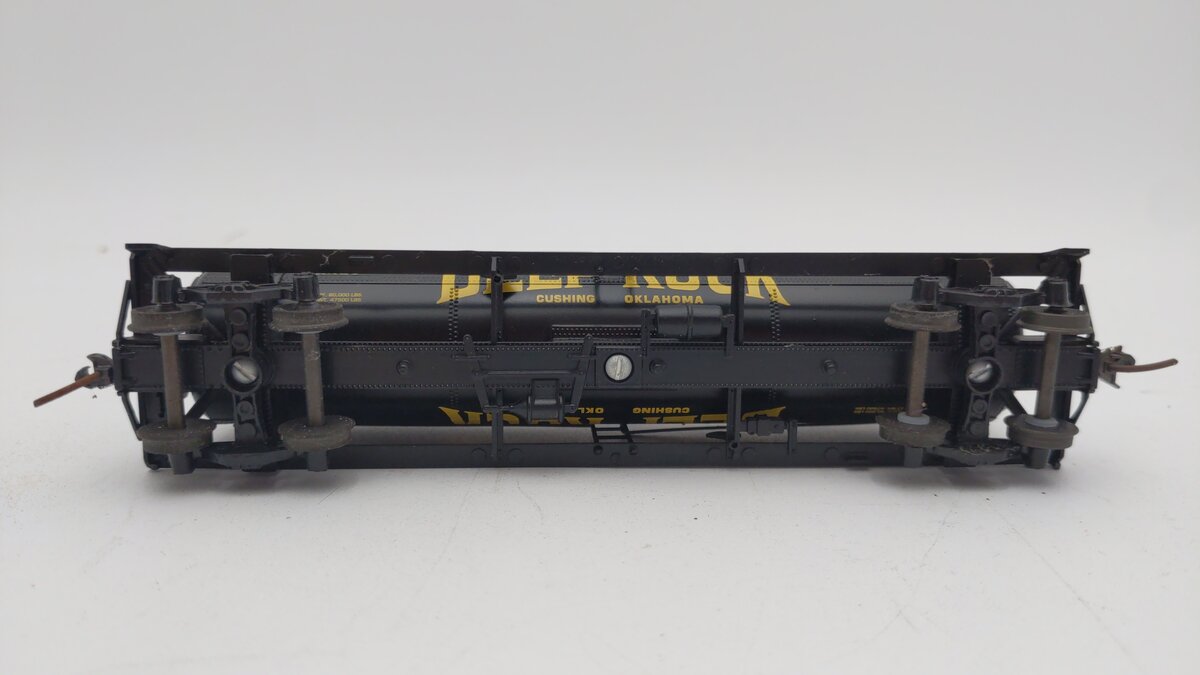 Athearn 7354 HO Scale Deep-Rock Triple Dome Tank Car #6592