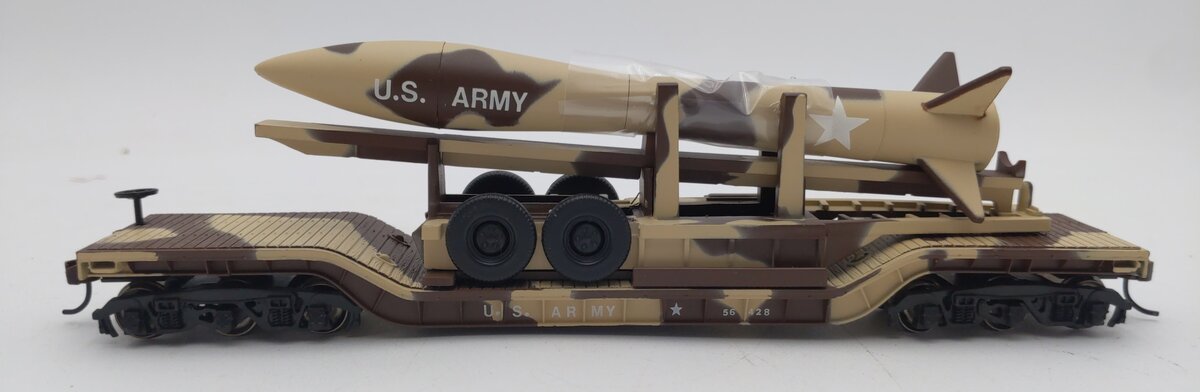 Bachmann 18344 HO Desert Military 52' Depressed Center Flat Car w Missile