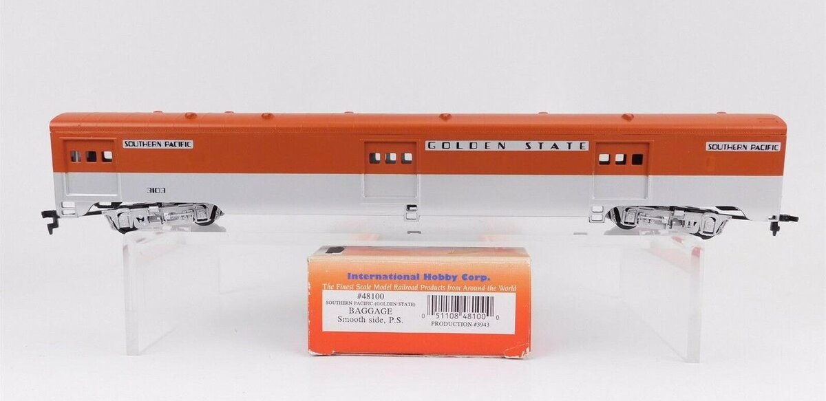 IHC 48100 HO Southern Pacific Golden State Smooth Side P.S. Baggage Car #3103