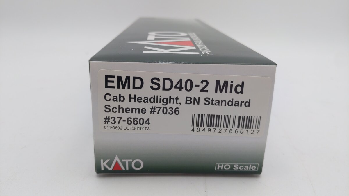 Kato 37-6604 HO Burlington Northern EMD SD40-2 Diesel Engine #7036