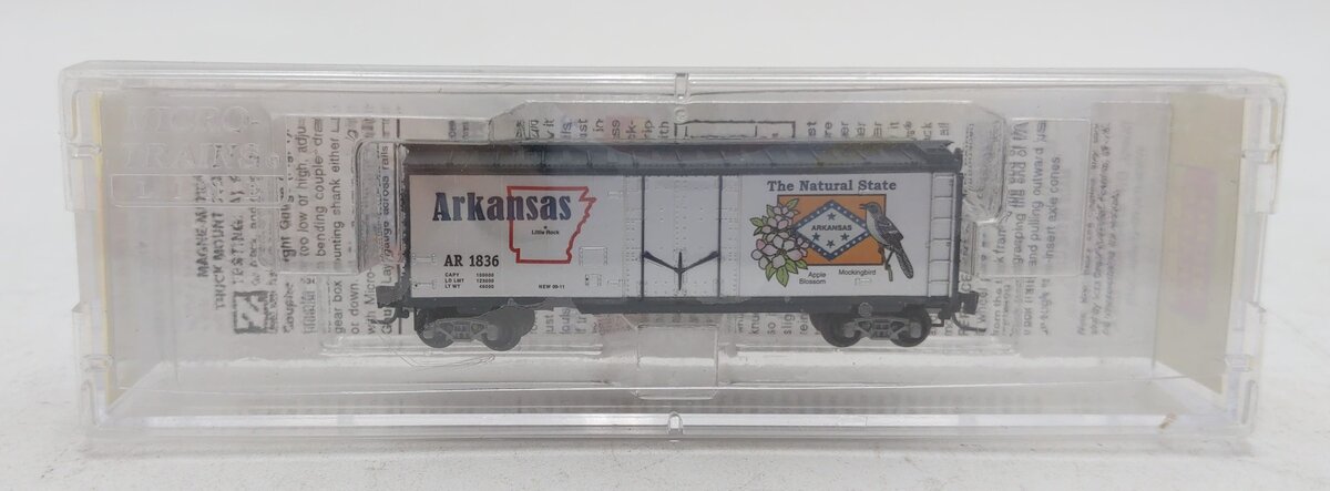 MicroTrains 50200535 Z Scale Arkansas State 40' Standard Plug Door Boxcar #1836 LN/Box