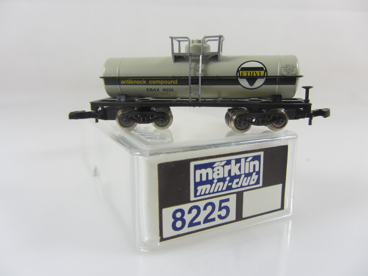 Marklin 8225 Z Scale Ethyl Tank Car #6039 LN/Box