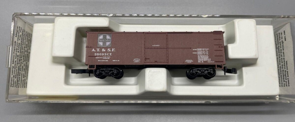 Micro-Trains 13905 Z Scale ATSF 40' Double-Sheathed Wood Box Car #38693 LN/Box
