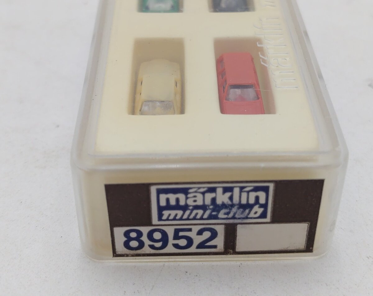 Marklin 8952 Z Scale Automobile Colors May Vary (Set of 4)