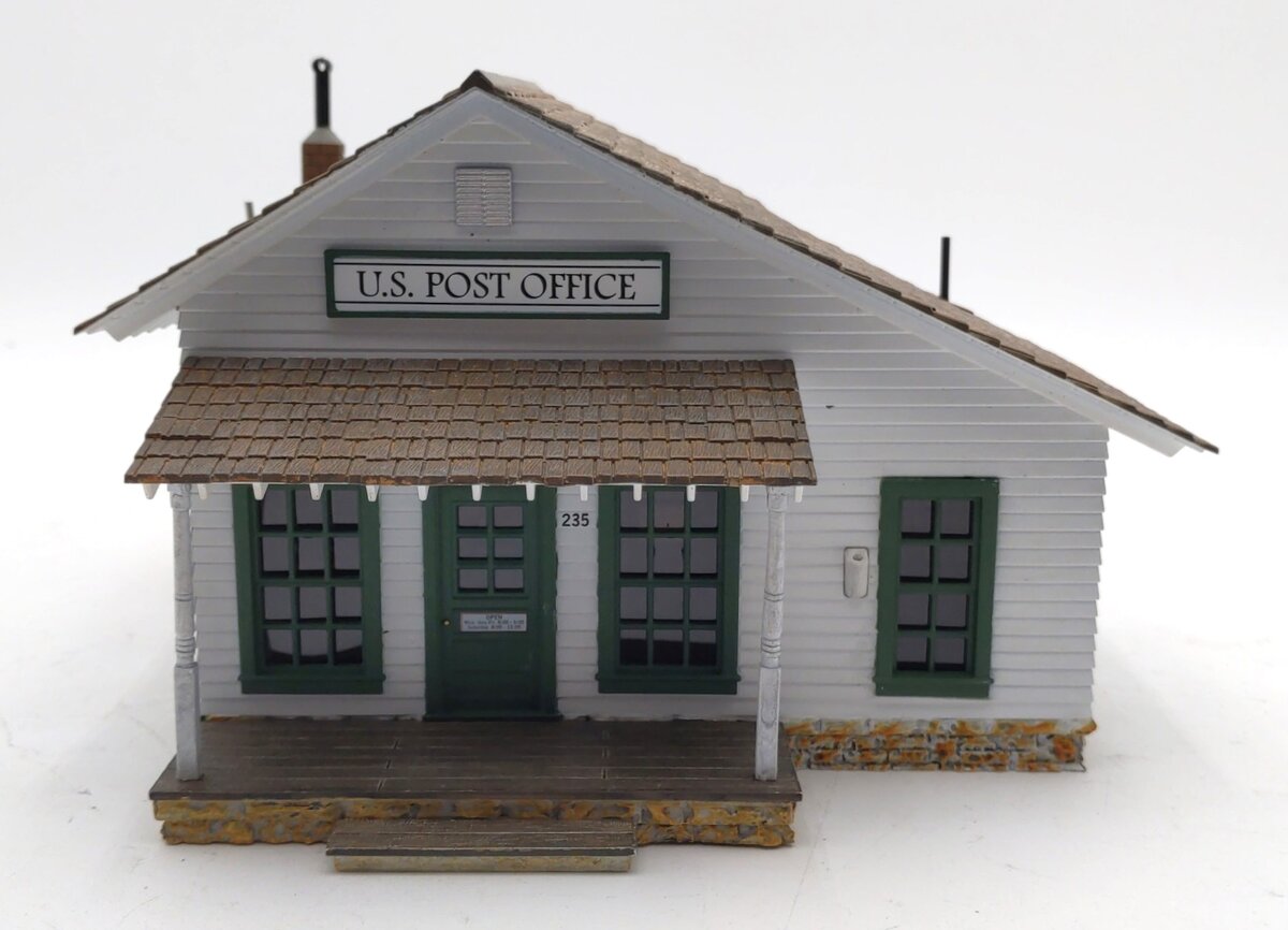 Woodland Scenics BR5864 O Built-&-Ready Letters, Parcels & Post