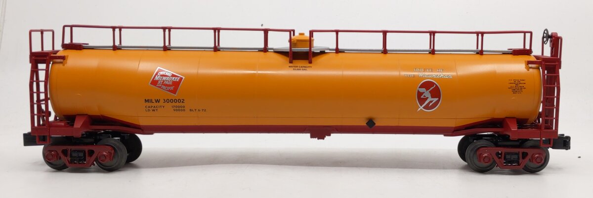 MTH 30-73341 O Gauge Milwaukee Rd. 33K Gallon Tank Car