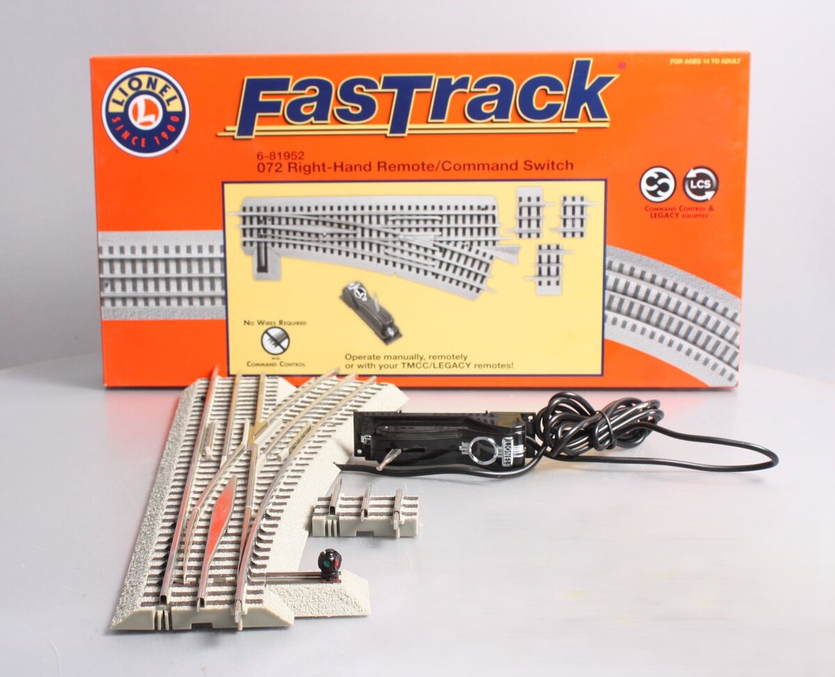Lionel 6-81952 O-72 Right Hand Fastrack Remote/Command Switch Turnout NIB