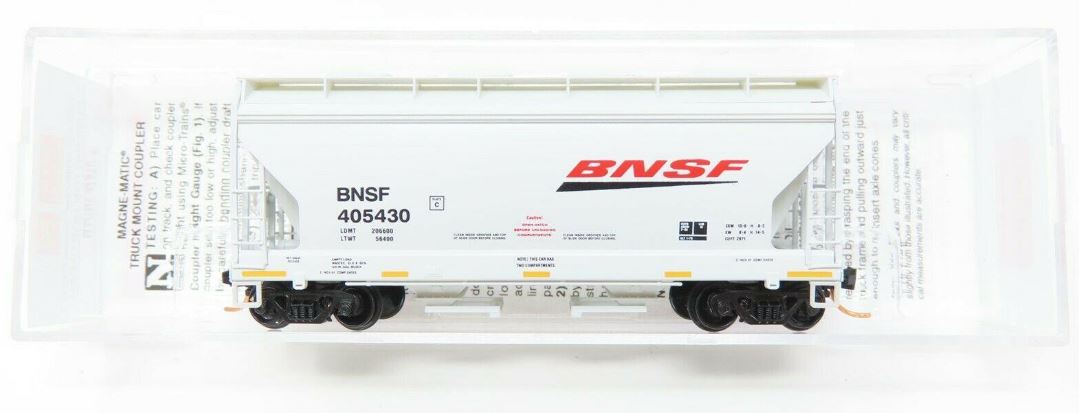 Micro-Trains 09200282 N BNSF 2 Bay ACF Centerflow Covered Hopper #405430