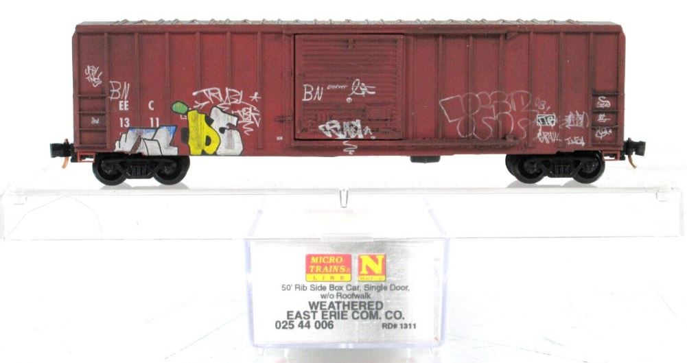 Micro-Trains 02544006 N EEC Weathered 50` Rib Side Box Car w/o Roofwalk #1311 LN/Box