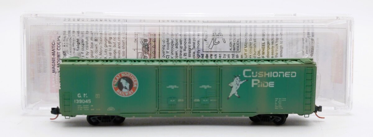 Micro-Trains 12244030 N GN Weathered 60' Double Plug Door Boxcar #139045