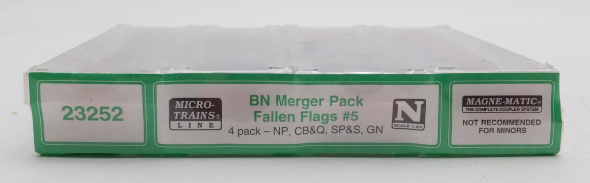 Micro-Trains 02300252 N BN Merger Fallen Flags #5 Freight Car (Set of 4)