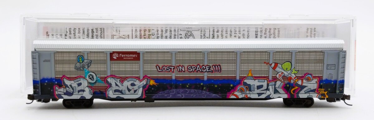 Micro-Trains 11144290 N Ferromex Graffitied 89' Tri-Level Closed Autorack #70572
