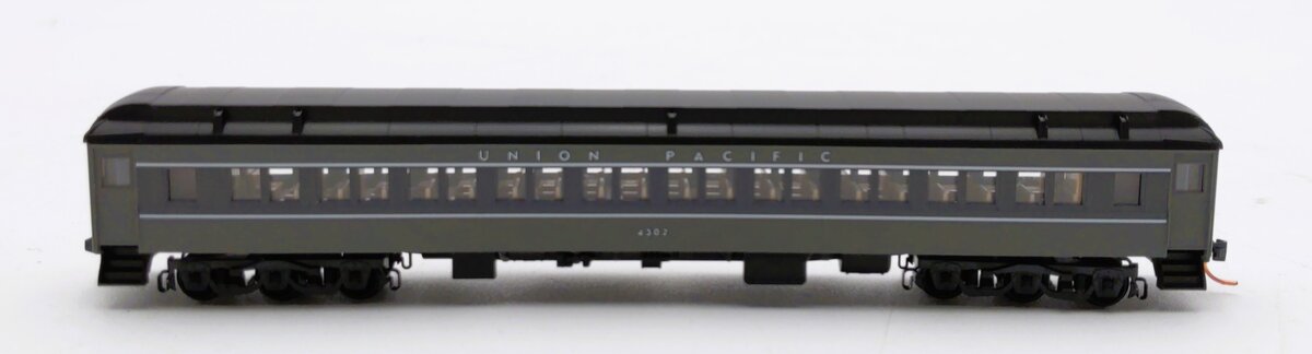 Micro-Trains 14500190 N Union Pacific 78’ Paired Window Coach Car #4302