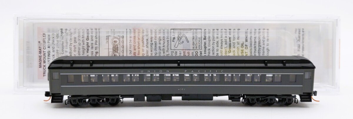 Micro-Trains 14500190 N Union Pacific 78’ Paired Window Coach Car #4302