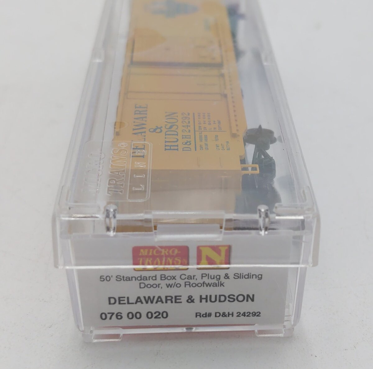 Micro-Trains 07600020 N D&H 50' Plug Door Boxcar w/o Roofwalk #24292 LN/Box