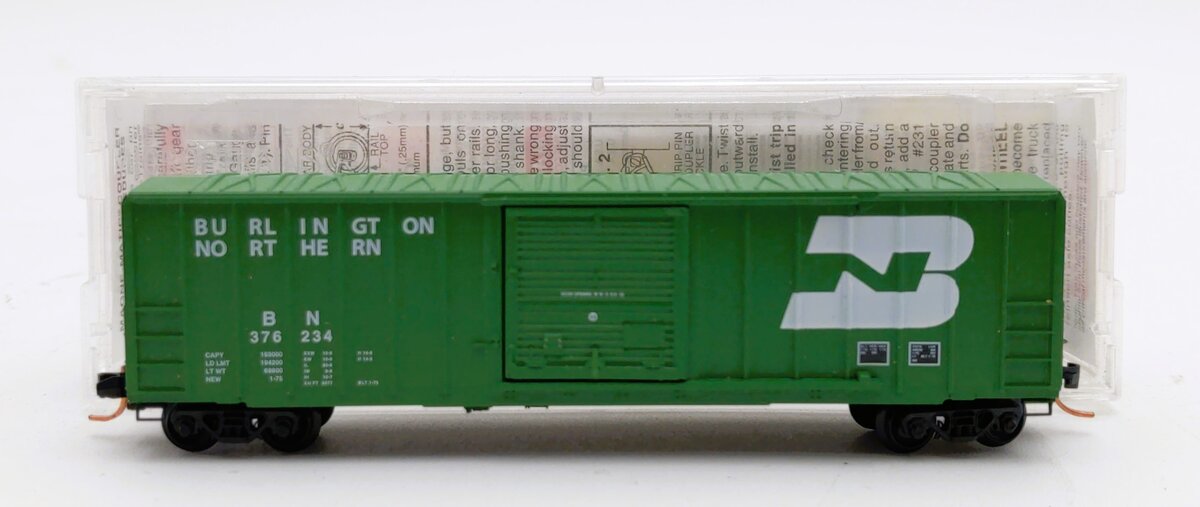 Micro-Trains 02500490 N BN 50' Single Door Rib Side Boxcar w/o Roofwalk #376234