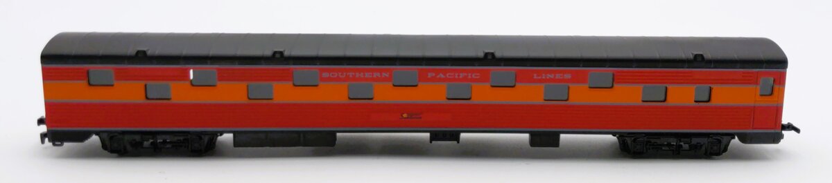 IHC 47396 HO Southern Pacific Sunbeam Corrugated Side Duplex Sleeper Car