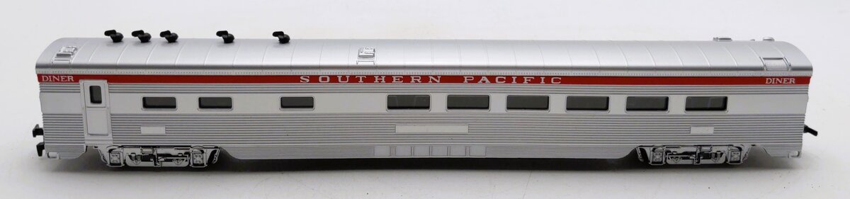 IHC 47952 HO Southern Pacific Corrugated Side Diner Car