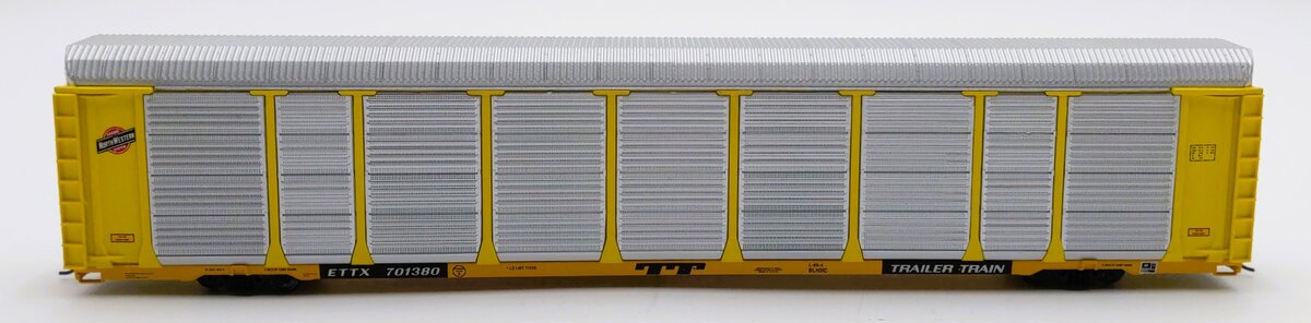 Walthers 932-4853 HO Scale CNW-ETTX Thrall 89' Tri-Level Auto Carrier #701380