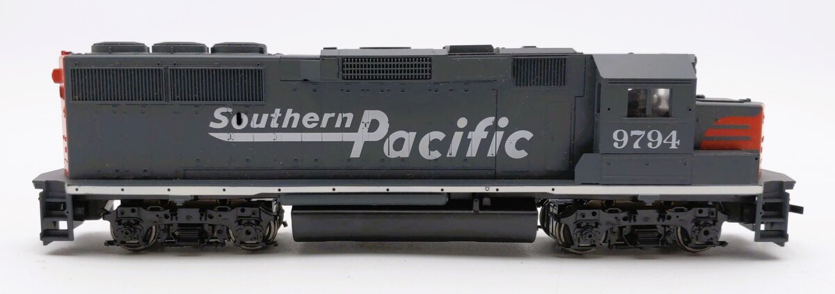 Athearn HO 4907 C44-9w Southern Pacific 8102 LOCO for sale
