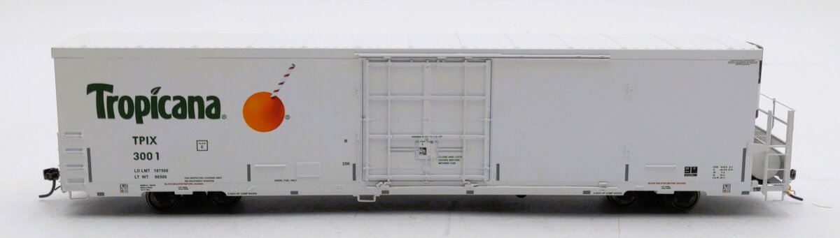 BLMA Models 52701 HO TPIX 64' Reefer #3001