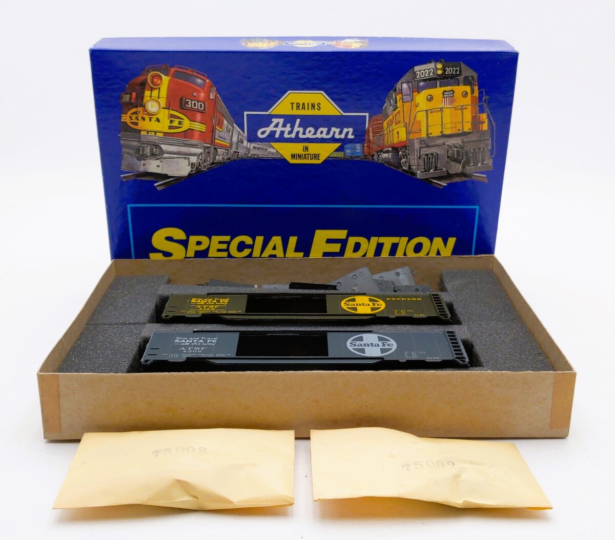 Athearn 2306 HO Scale Santa Fe 50' Double-Door Box Car Kit (Set of 2)