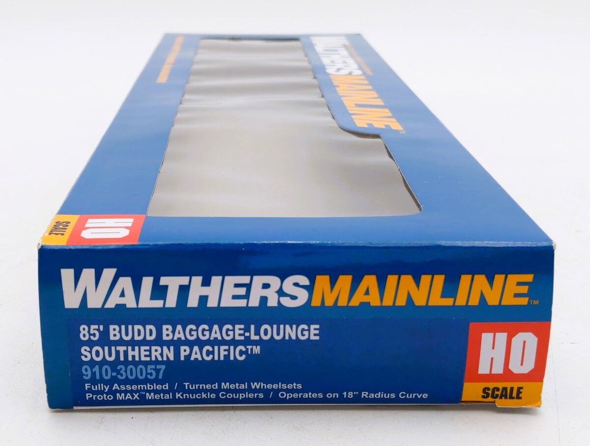 Walthers 910-30057 HO Southern Pacific 85' Budd Baggage-Lounge - Ready to Run