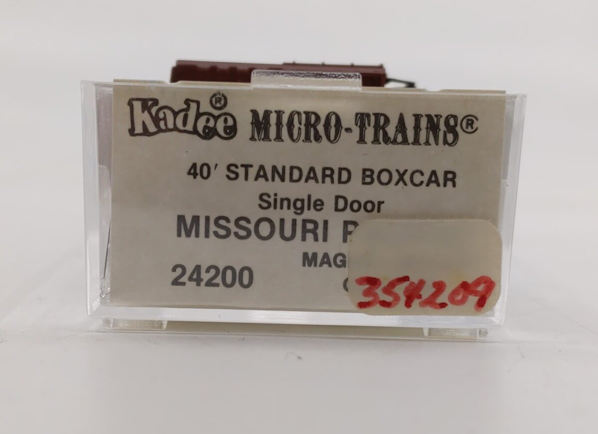Micro-Trains 02400200 N Missouri Pacific 40' Standard Single Door Boxcar #354209 LN/Box