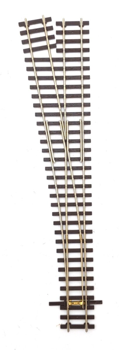 San Juan Car Co 5007 On3 Code 100 #6 Turnout with Gapped Frog Rails Left Hand