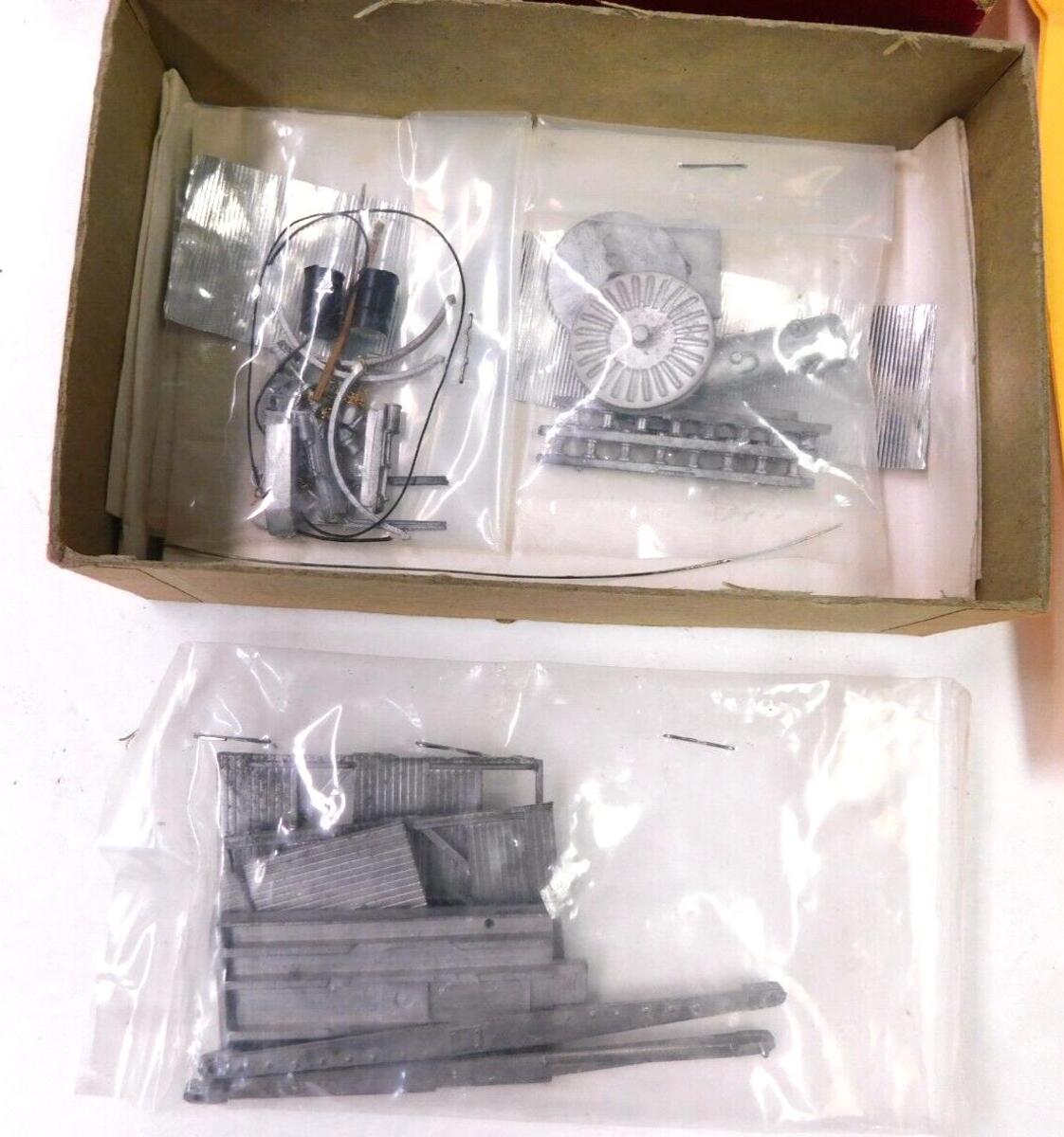 Keystone Locomotive HO-104 HO Scale Barnhart Log Loader Cast Metal Building Kit