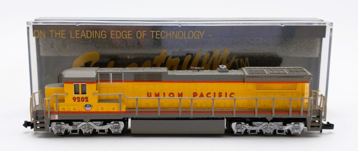Bachmann 85053 N Scale UP GE Dash 8-40C Diesel Locomotive #9202