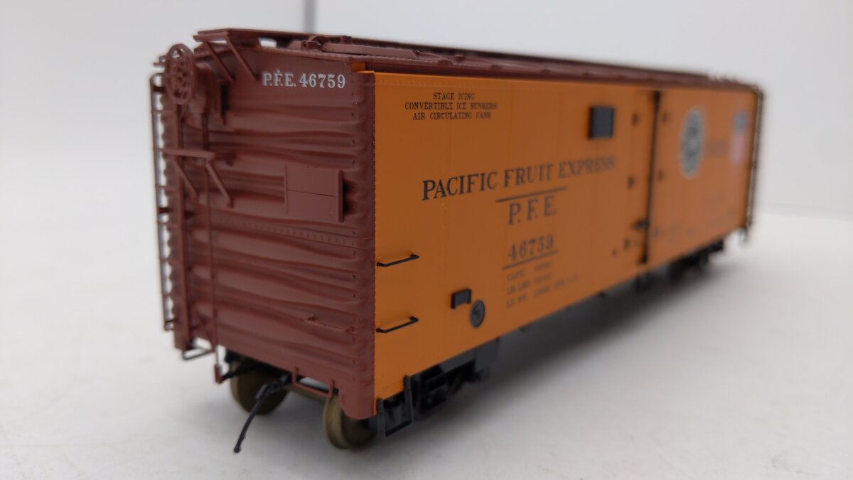 Pacific Rail PRS-004 S Scale Pacific Fruit Express Reefer Car #46759 EX/Box