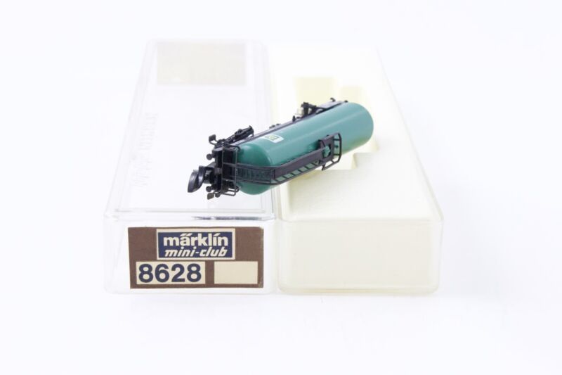 Marklin 8628 Z Scale BP 4-Axle Tank Car LN/Box