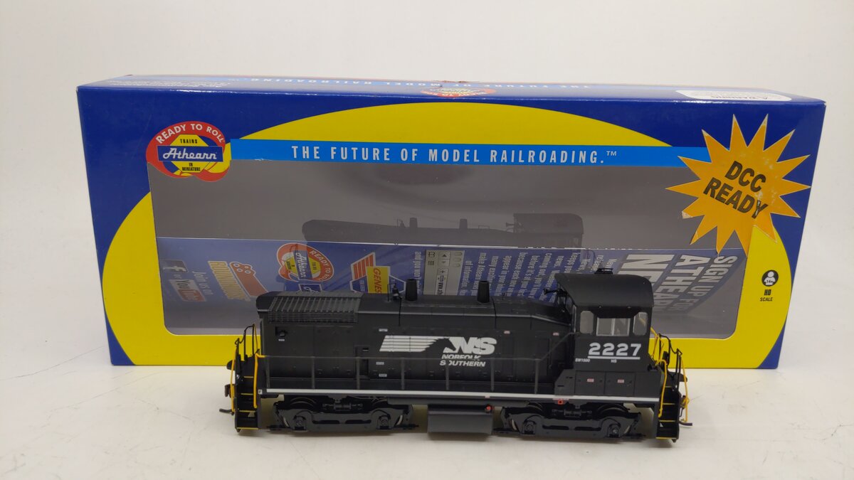 Athearn 98122 HO Norfolk Southern (Horsehead) SW1500 Locomotive #2227