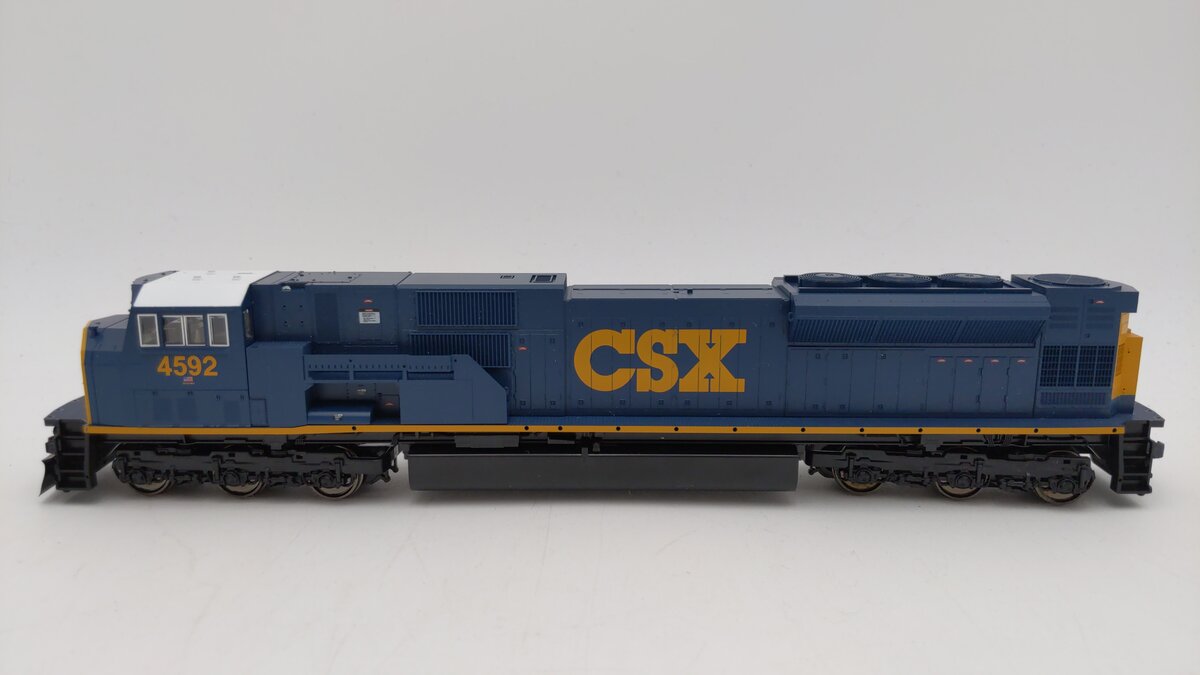 Kato 376372LS HO CSX EMD SD80MAC #4592 w/LokSound/DCC