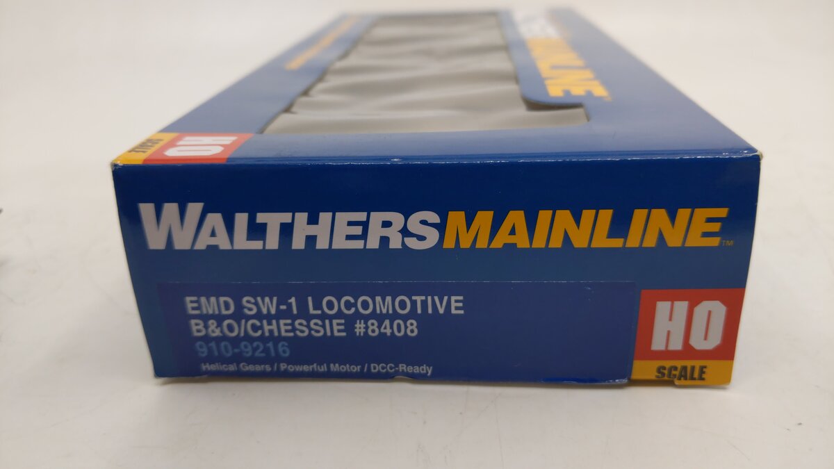 Walthers 910-9216 HO B&O/Chessie EMD SW1 Diesel Locomotive #8408