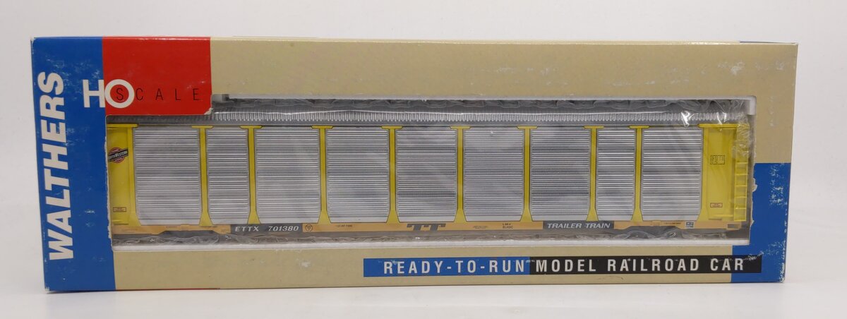 Walthers 932-4853 HO Scale CNW-ETTX Thrall 89' Tri-Level Auto Carrier #701380