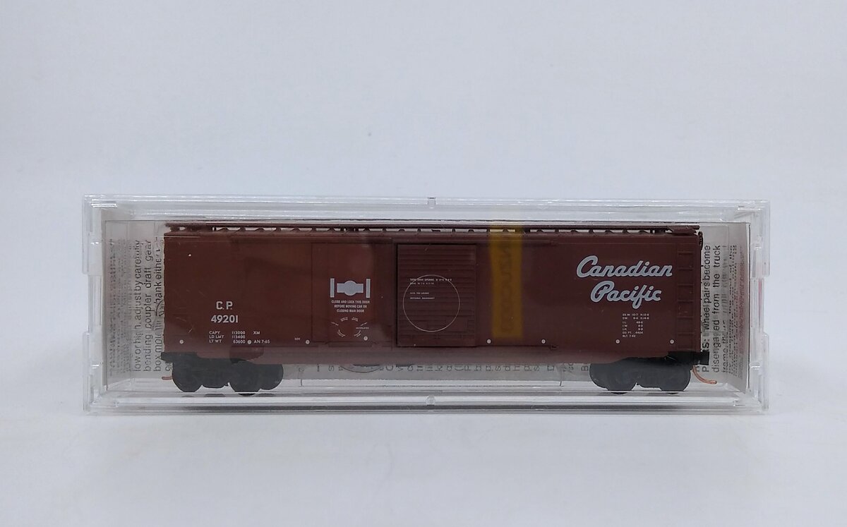 Micro-Trains 03300140 N Canadian Pacific 50' Plug & Sliding Door Boxcar #49201