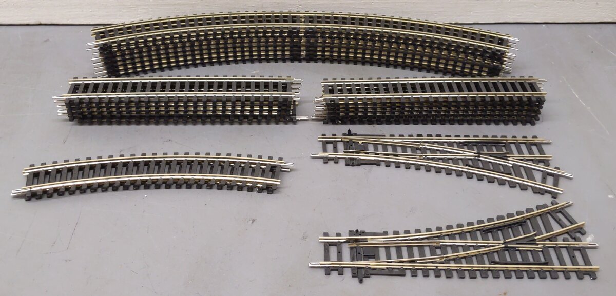 Hornby R1255M OO Flying Scotsman Train Set