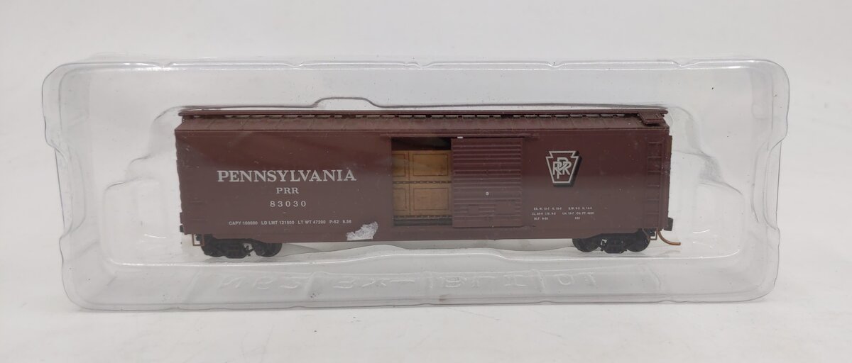 Micro-Trains 03100411 N PRR 50' Single Door Boxcar with Frieght Load #83030