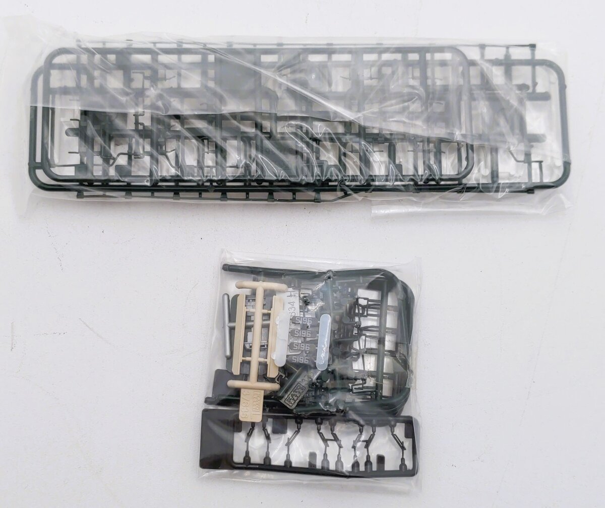 Kato 37-6382 HO Scale Burlington Northern SD70MAC Diesel Engine