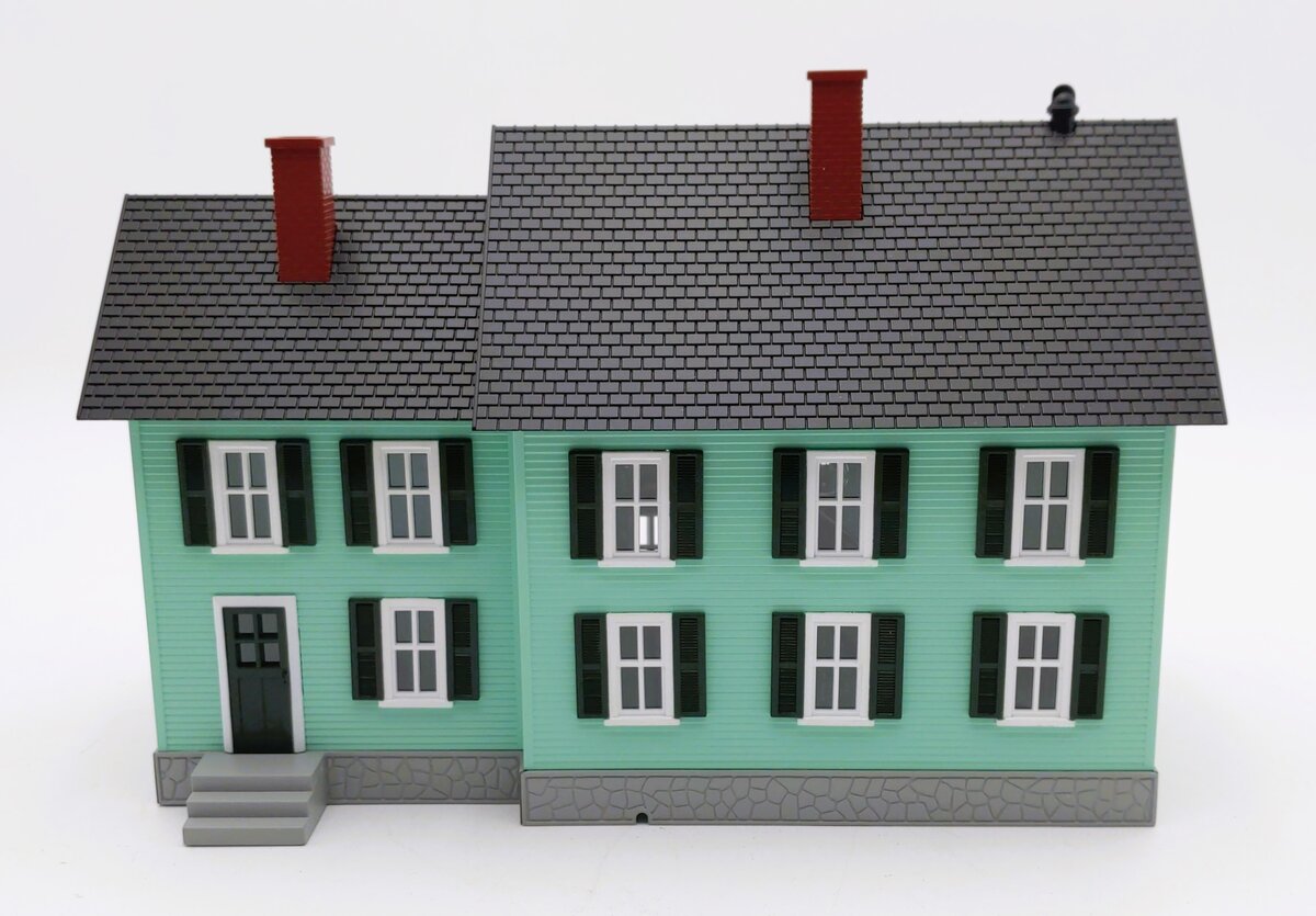MTH 30-9047 O Green Country House With Dark Green Shutters #4
